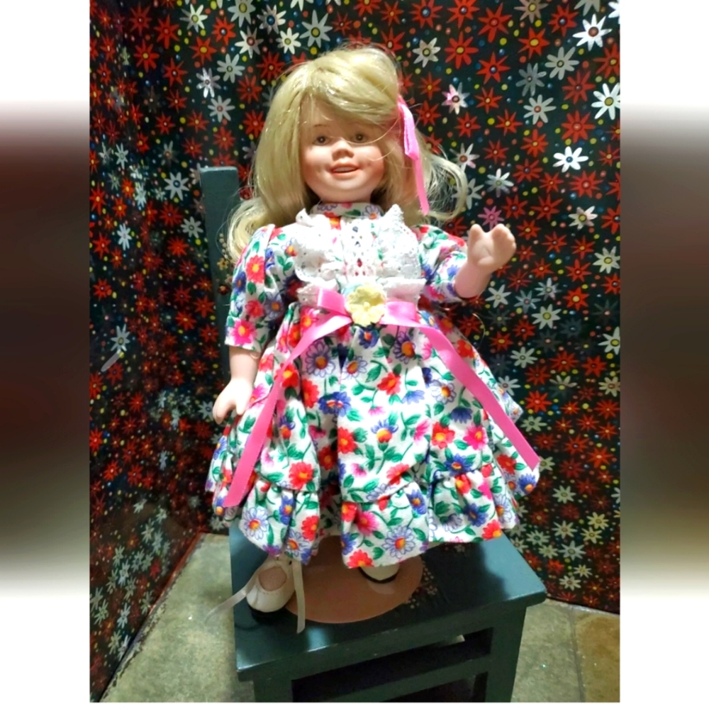 1995 GOEBEL DOLL CLUB EXCLUSIVE by BETTE BALL 9" PORCELAIN LITTLE DARLING DOLL